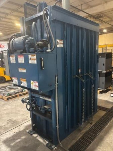 60" X 30" MARATHON MODEL #V-6030 HYDRAULIC VERTICAL BALER: YOBRO #25198