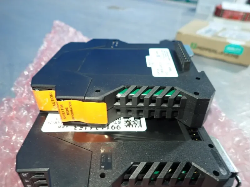 MAGNETEK RELAY MODULE  -  FLEX M SERIES / 198-80104-RLY01