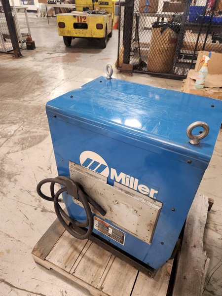 MILLER AUTO AXCESS MODEL 450 DI USED WORKING WELDERS