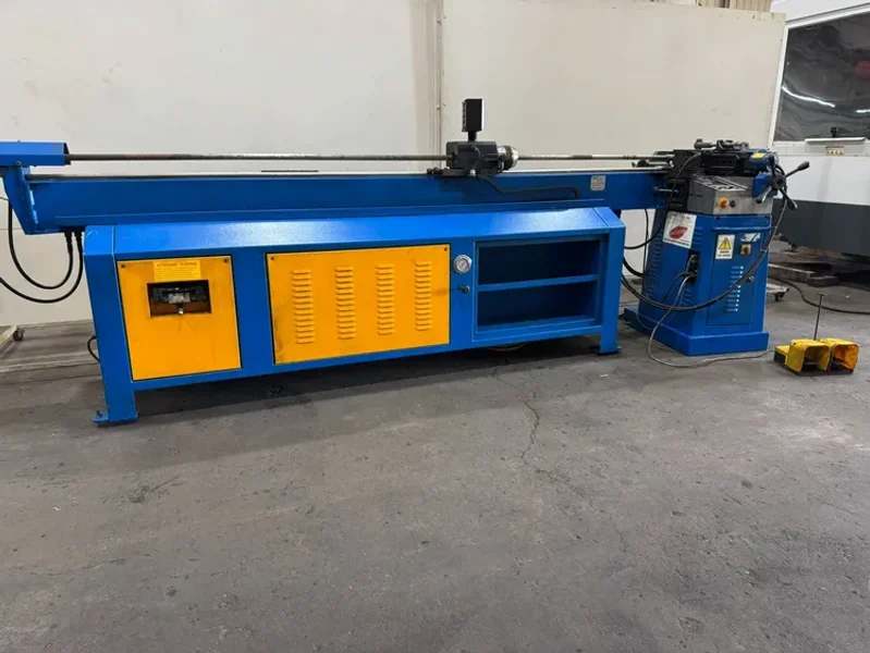 USED ERCOLINA 2.5" CAPACITY MODEL 030 MANDREL BENDER WITH 10' 2-AXIS POSITIONER YEAR: 2010