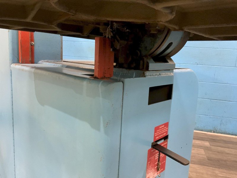 20" DOALL 2013-V VERTICAL BAND SAW: STOCK #81326