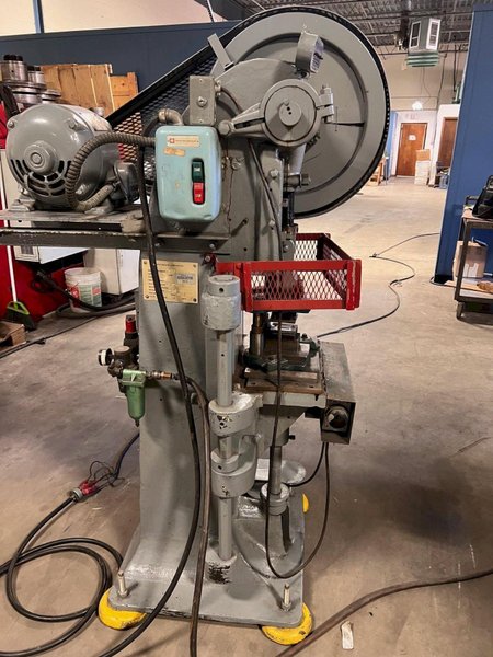 20 Ton Bliss Adjustable Bed / Horn Press