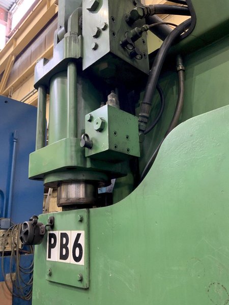 90 TON X 8' CINCINNATI CNC HYDRAULIC PRESS BRAKE: STOCK #80720