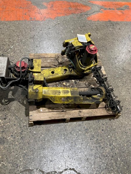 FANUC M-20IA/20T ROBOT W R-30IB CONTROLLER USED