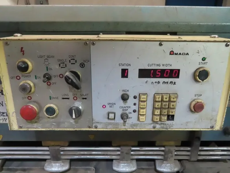 1986 AMADA M-2060 | Shears, Power Squaring (In)