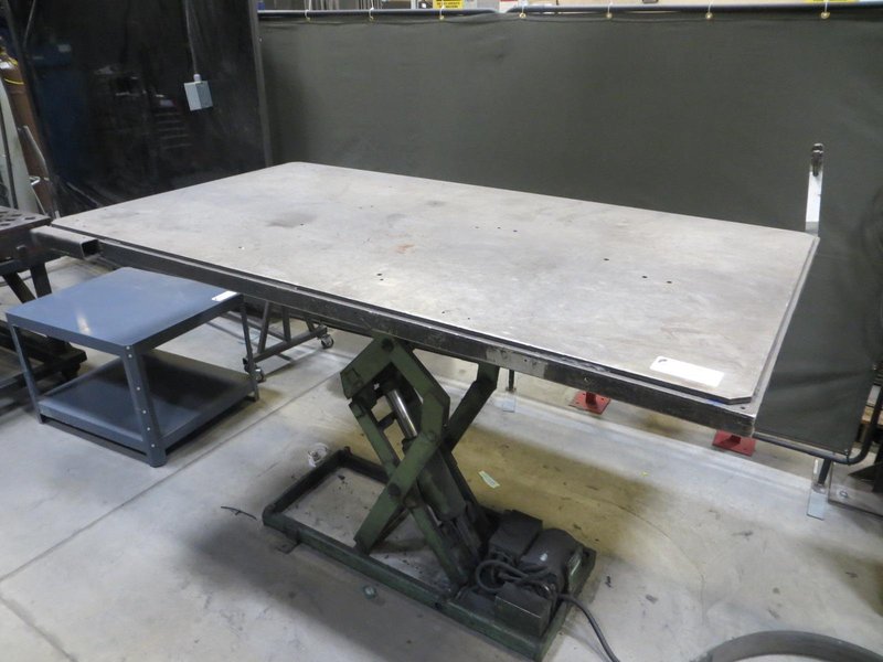 Electric Lift Table W 71&quot; X 36&quot; Table Top w 43&quot; Max Lifting Height- Auction Item
