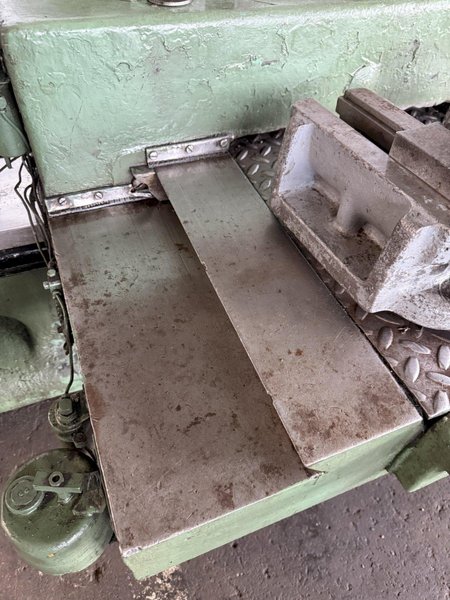 36" ROCKFORD MODEL SL HYDRAULIC VERTICAL SLOTTER WITH TOOLING. STOCK # 0668025