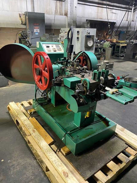 1/8&quot; Shanghai Wuling Model SD-30 Bi-Metal Contact Heading Machine