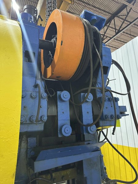 600 TON MINSTER MODEL #90-600 KNUCKLE JOINT PRESS 4.5&quot; STROKE: STOCK #23669