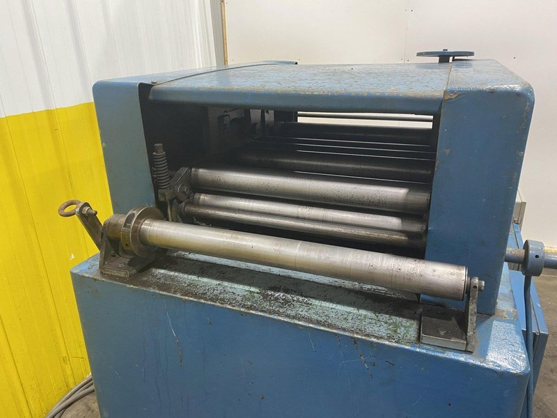 24&quot; AMERICAN STEEL 7 ROLL CORRECTIVE LEVELER STRAIGHTENER: STOCK 16274