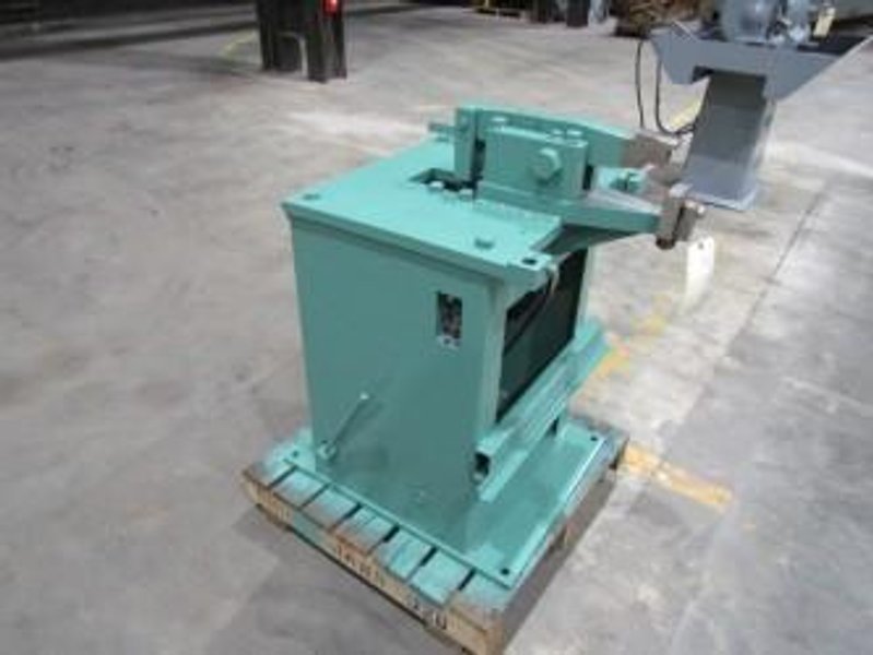 LUBOW WIRE NIBBLER MODEL C-1 TRIMMER