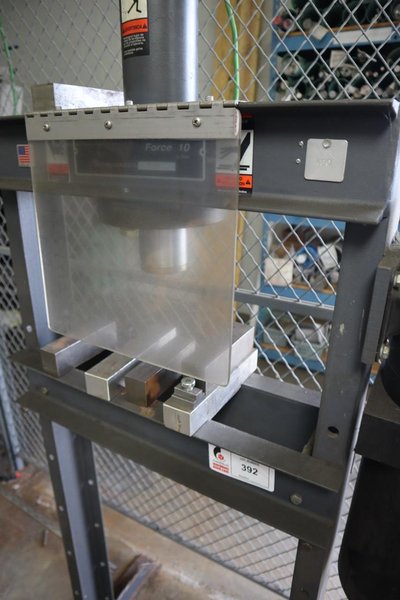 Dura-Press Force 10 H-Fram Shop Press, Electric, 10 Ton, 20" BH, Adjustable Bed, Single Phase- Auction Item