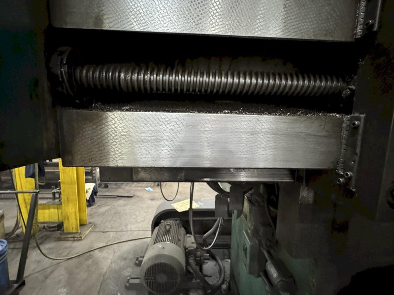 60" SUMMITT VERTICAL TURRET LATHE: STOCK #80655