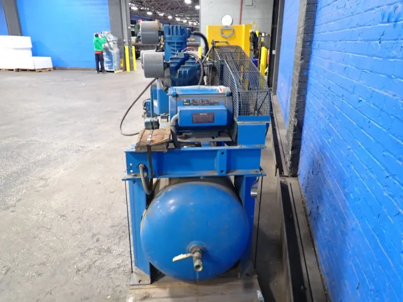 QUINCY 109 GAL AIR COMPRESSOR  -  QRDS15