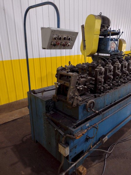 16 STAND X 1.5&quot; X 6&quot; VAN HUFFEL ROLLFORMER: STOCK #10499