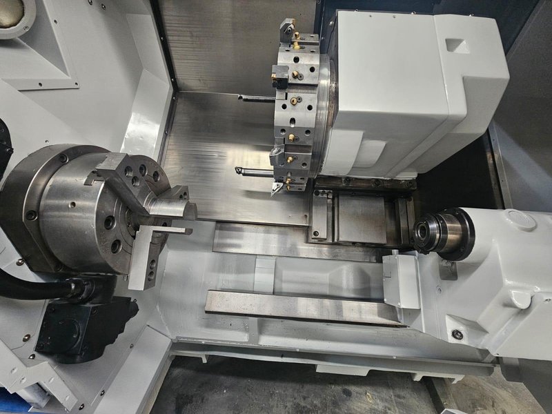 Doosan Puma 300C CNC Lathe 2006 For Sale