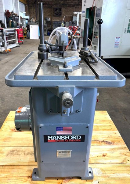1-1/2&quot; Hansford Davis Keyseater No. 15, 1/16&quot; to 1-1/2&quot; Cap., 30&quot; x 21&quot; Tbl, 2 HP, Clean