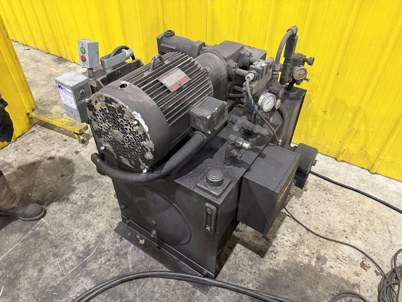 250 TON X 21' CAMBCO HYDRAULIC BEAM CAMBERING / BENDING MACHINE: YOBRO #24412