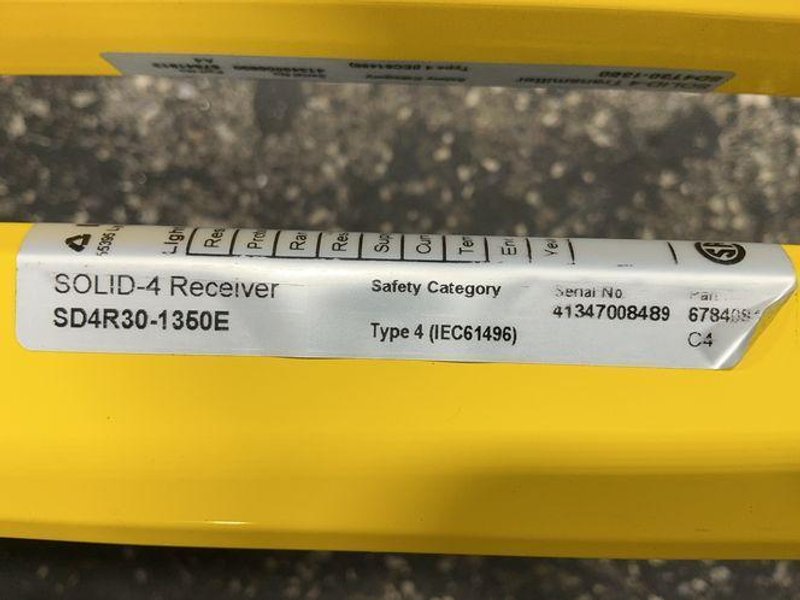 Leuze Electronic Safety Light Curtain System - Sd4r30-1350e