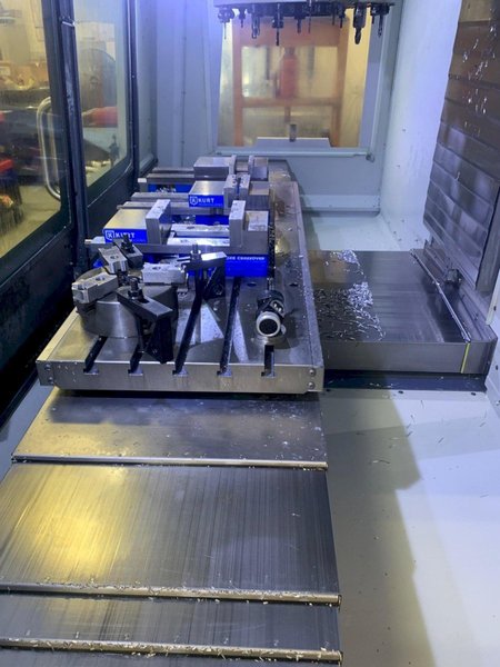 2018 HAAS VF-4 Vertical Machining Center