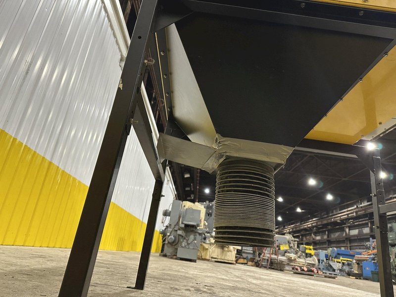 5 HP X 4 CARTRIDGE PLYMOVENT DUST COLLECTOR: STOCK #22015