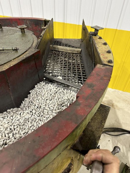 12 FT HAMMOND ROTO-FINISH MODEL #ST-12 ROTARY BOWL VIBRATORY PARTS DEBURRING FINISHER: STOCK #20064