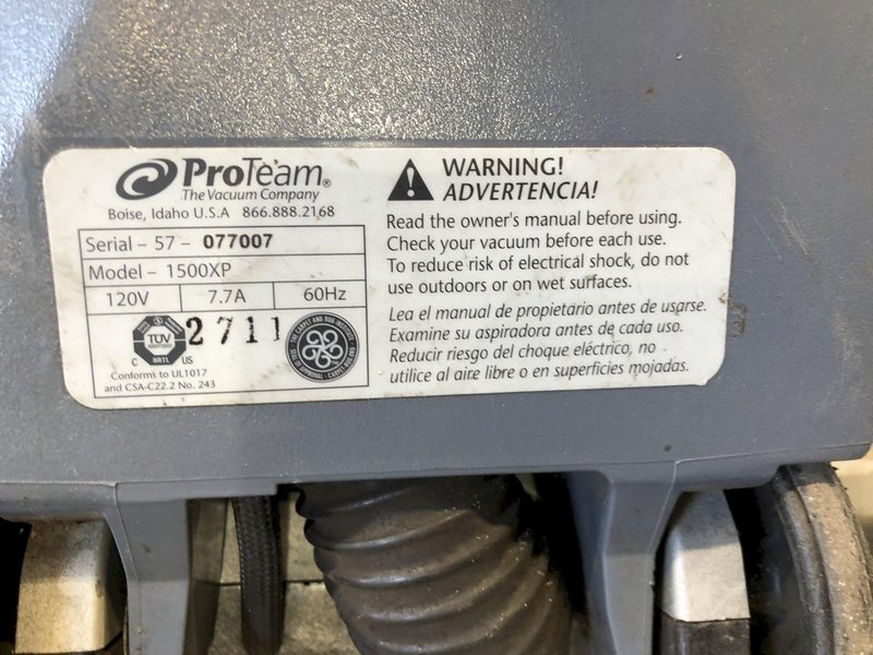 PRO TEAM MODEL 1500XP VACUUM CLEANER: STOCK #13956