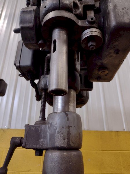 2 SPINDLE 20&quot; ATLAS CLAUSING MODEL #1800 GANG DRILL WITH POWER FEED: STOCK #16676