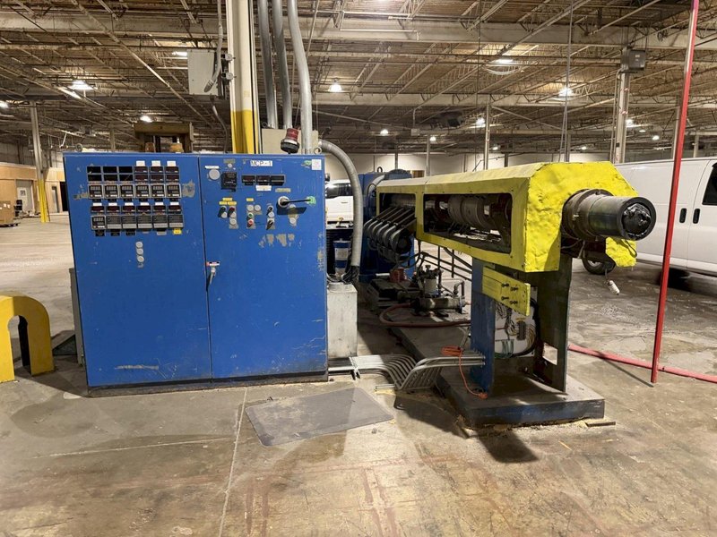 9" STERLING SINGLE-END EXTRUDER. STOCK # 0755826