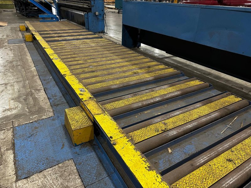 51&#039; Powered Floor Mounted Exit Conveyor