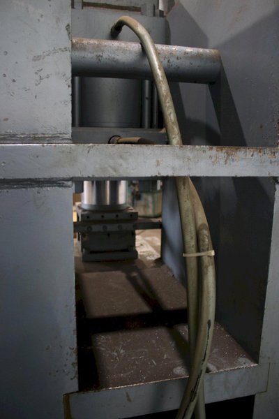 150 TON CROSBY HYDRAULIC SWAGING PRESS: STOCK #74576