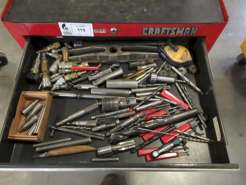 Crafstman 6-Drawer Rolling Tool Chest with Contents Including 6" Machine Vise- Auction Item