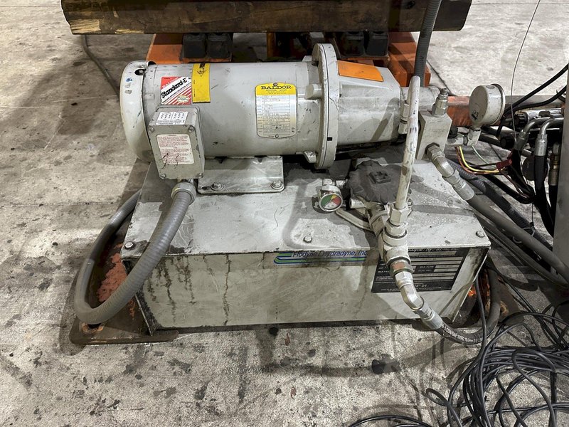 4,400 LBS CHERRY HYDRAULIC CLAMP &amp; FLIP PALLET INVERTER / TURNOVER MACHINE: STOCK #22320