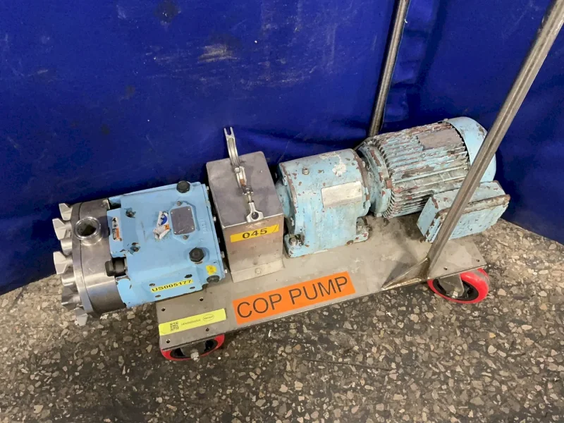 WAUKESHA 3 HP PUMP  -  030 U1 R1