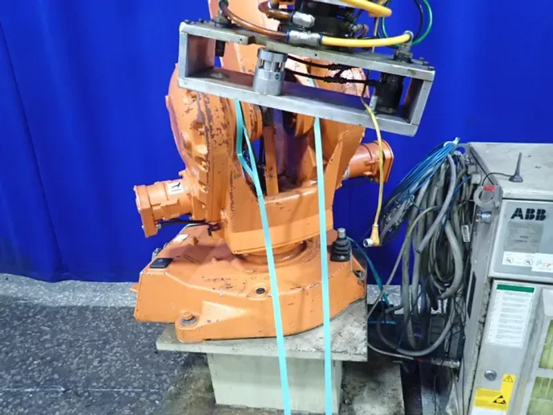 ABB ROBOT  -  VIRB2400 M2000