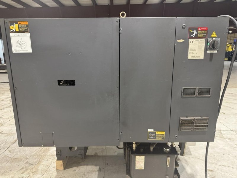 DOOSAN LYNX 220A CNC Lathe, 2011 – with SMW Bar feed
