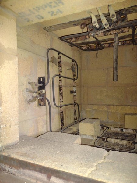 17" X 13" X 25" LINDBERG ELECTRIC FURNACE: STOCK #18853