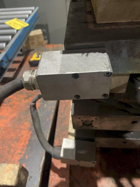 14&quot; x 29&quot; TECNOMAGNETE MODEL #QX408UMK6 MAGNETIC SURFACE CHUCK &amp; CONTROLS: STOCK #20552