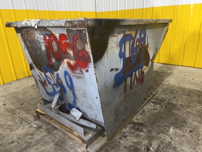 1 YARD DUMP HOPPER: STOCK #23198