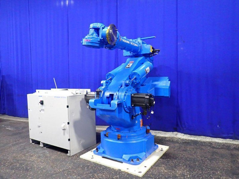 YAKSAWA MOTOMAN ROBOT  -  UP350D-600