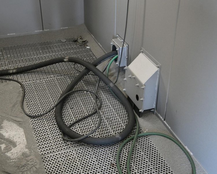 16' x 18' x 14' HIGH ABRASIVE BLAST SYSTEMS (ABS) SHOT BLAST ROOM: YOBRO #25726