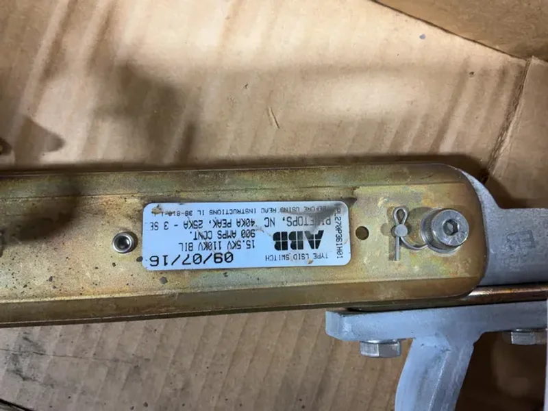 ABB  Loadbreak Cutout Switch Fuse  - B1rtbn900z