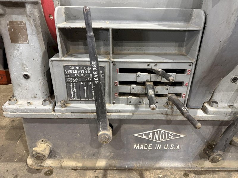16" LANDIS MODEL 16 PIPE THREADER: YOBRO #25363