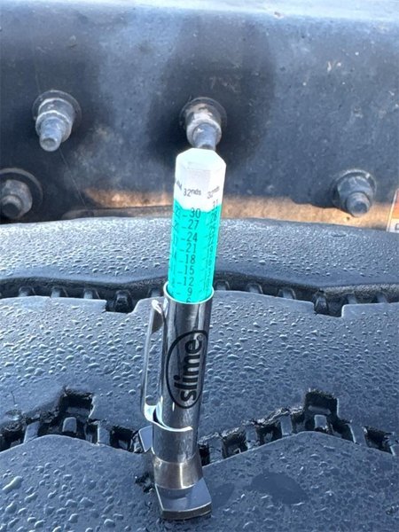 2020 Freightliner Cascadia LC1672