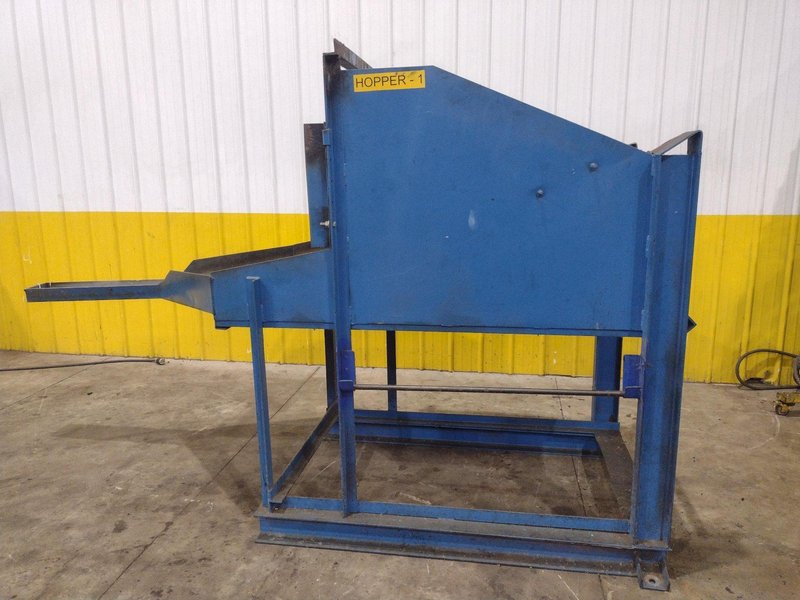 GRAVITY BIN / HOPPER DUMP OUT FEEDER STAND: YOBRO #25387