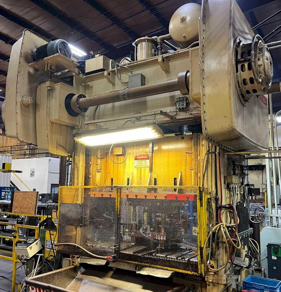 150 ton Niagara SC2-150-72-36 Straight Side Mechanical Metal Stamping Press, Year 1980