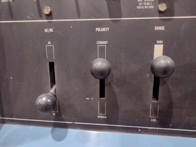 300 AMP MILLER SYNCROWAVE 300 AC/DC WELDER: STOCK #19661