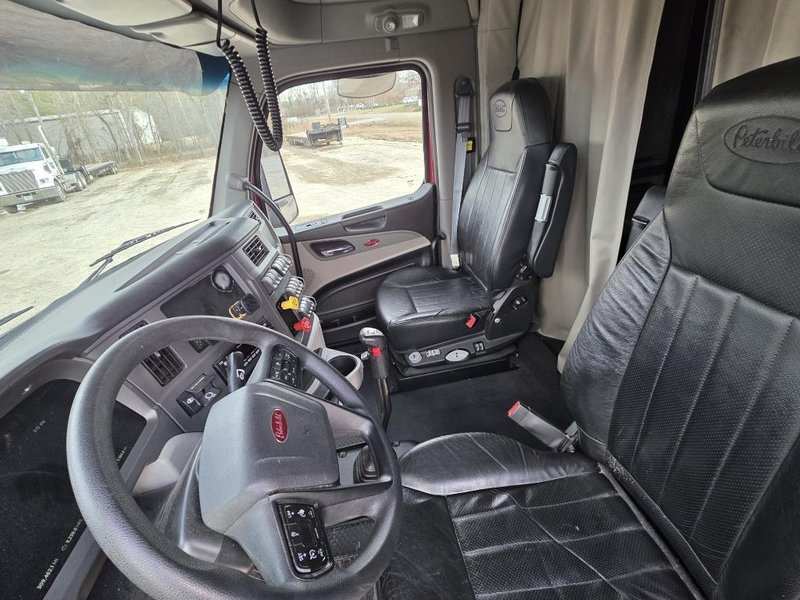 2022 Peterbilt 567 804181