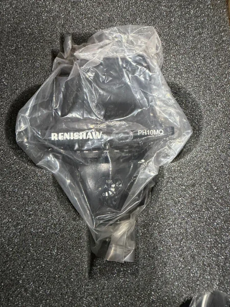 USED MITUTOYO CRYSTA-APEX V122010 CMM / SCANNER