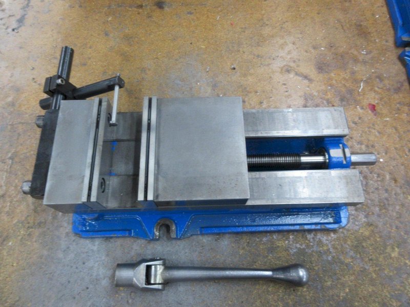 Kurt D688 6&quot; Machine Vise with Handle, Hard Jaws and Back Stop- Auction Item